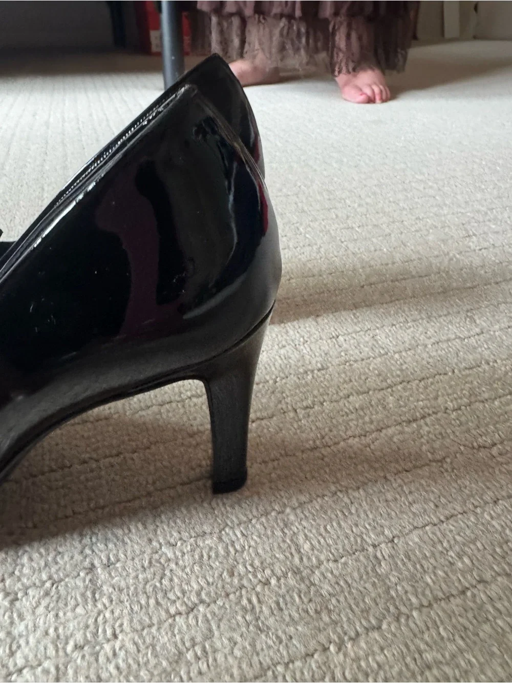 💯 AUTHENTIC 💯GUCCI Black Patent Leather Satin Buckle Pumps Heels Size 8.5